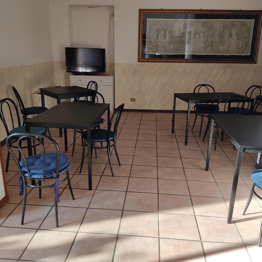 Hotel La Vela Castelnuovo Rangone Eksteriør bilde
